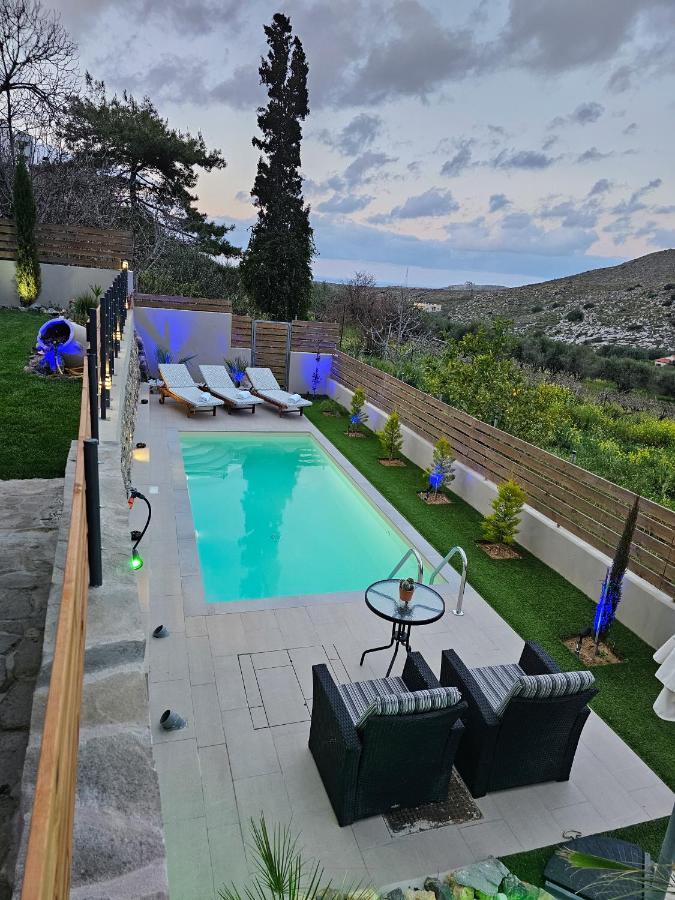 Elia Paradise With Private Pool Villa